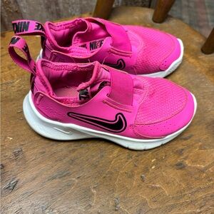 Toddler Pink Nike flex runner 3 toddler 10T shoes